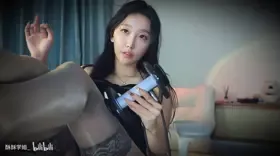 酥酥学姐_丝里丝舔耳_酥酥学姐丝里丝舔耳 (图1)