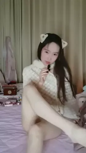 YiDan的窝窝_猫猫jio来chi (图1)