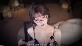 张爱玲_不听话的犯人被狱警狠狠惩罚 (图1)