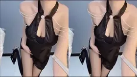 桃七妹儿_桃桃奶冻咩_白色的液体从嘴巴流了出来 (图1)