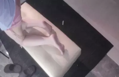 小一熟了白丝嫩模 (图1)