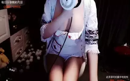 【白鹿姬ASMR】护士装舔耳娇喘诱惑 (图1)