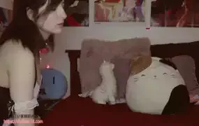 AftynRoseASMR-性感可爱女仆给你轻声助眠 (图1)