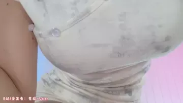 旗袍装妈咪小剧场安慰哄睡在学校受委屈的宝宝 (图1)