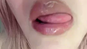 小灿助眠_7.8嫂子_舔屏_ (图1)
