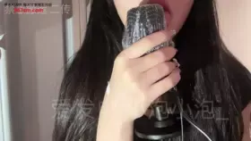 小泡小泡_保鲜膜甜麦 (图1)