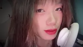 今天又变好看了_男友视角_和vv视频通话16min (图1)