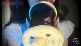 小泡小泡_舔耳_4 (图1)