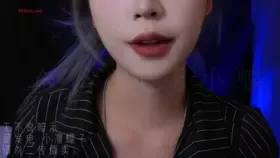 小凛蝶子_舔屏_舔耳 (图1)