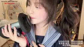 椰椰拿铁_蓝色高马尾水手服_呼吸声天鹅 (图1)