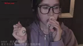 其实是椰子啦_领夹麦假耳天鹅_黑洞入嘴 (图1)
