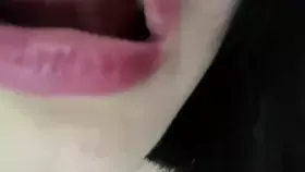 nana困薯_天涯哥分享_和上次是同一个大哥_酸奶舔塑料勺_酸奶_舔塑料勺_1 (图1)