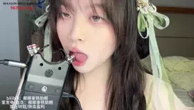 椰椰拿铁_助眠绿衣少女の甜耳疗愈_录音笔天麦_麦粒摩擦音_解锁耳道SPA (图1)