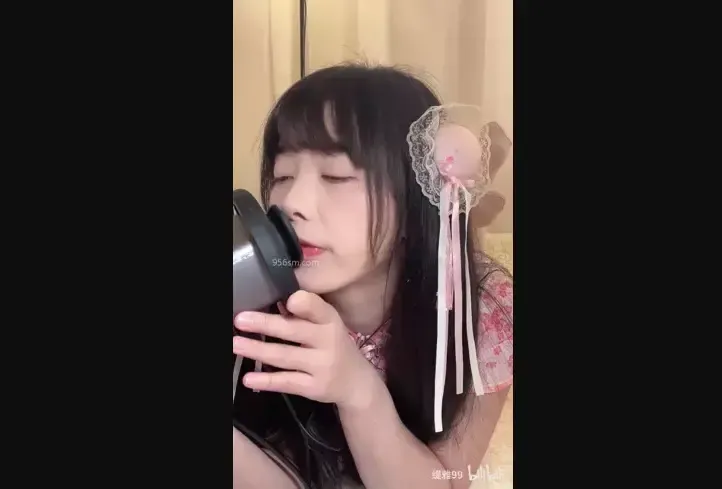 缇雅99_温柔的舔耳 (图1)
