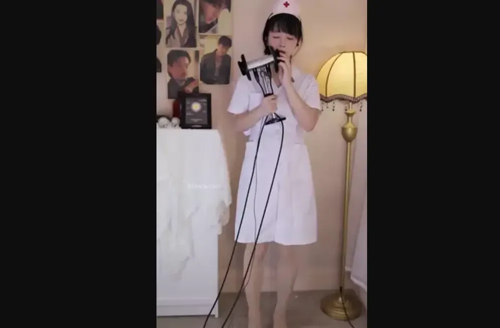 缇雅99_双视角剧情_温柔白s小护士查房 (图1)