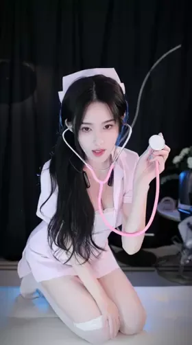 爱迟到的张锦锦_先生，你怎么出来了呀 (图1)