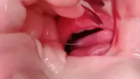 晚安yoyo_新视角舔炼乳拉丝 (图1)