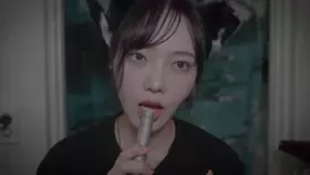 Nareun_小勾勾给你舔耳朵 (图1)