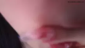 小羊喵_放假了也要好好休息哦，不听话羊可是要惩罚你的哦 (图1)