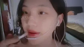 钰钰璟_爱发电限定合集_4月_钰钰璟的助眠｜涂唇油 (图1)