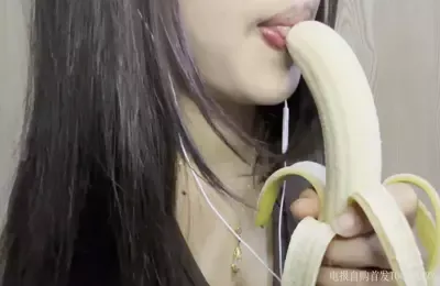 楠楠nn是个胆小鬼独立视频每个69元1 (图1)