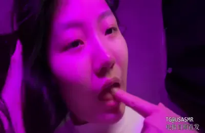 KC好想睡觉_情景模拟系列_1.26福利回躺在女友腿上睡觉 (图1)