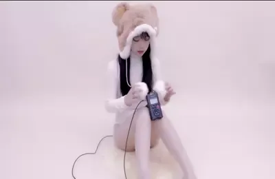 晓美_口腔音_舔耳_弹舌音_按摩_喘息_｜4k_Wheezing_oral_sound_licking_ear_playing (图1)