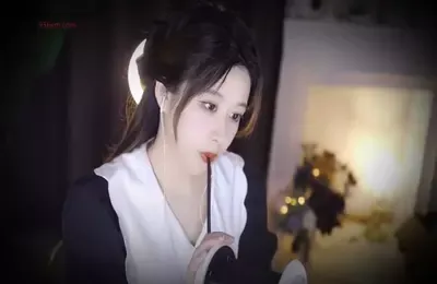 ]虎牙大伊伊_吸管