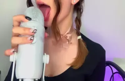 5758_ASMR_MIC_LOLLIPOP_LICKING_INTENSELY_АСМР_ЛИКИНГ_МИКРО_#asmr_#асмр (图1)