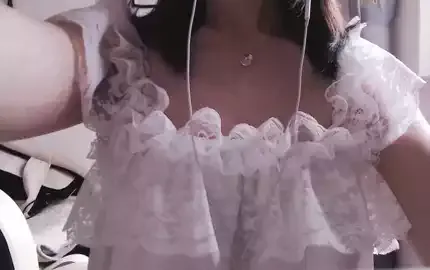 【Aki秋水ASMR】穿着家居服给你做按摩~VR女友视角!结尾惯例彩蛋 (图1)