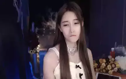 【虎牙小太阳贼大】魔法师ASMR福利表情到位 (图1)