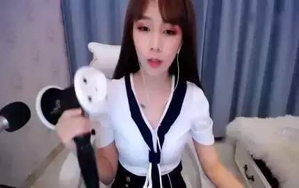 【丸子君】火箭定制舔耳吹气，太舒服了! (图1)