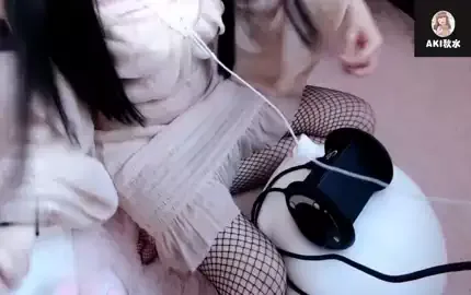 【Aki秋水】突然吃了炸鸡！咀嚼音超满足 (图1)