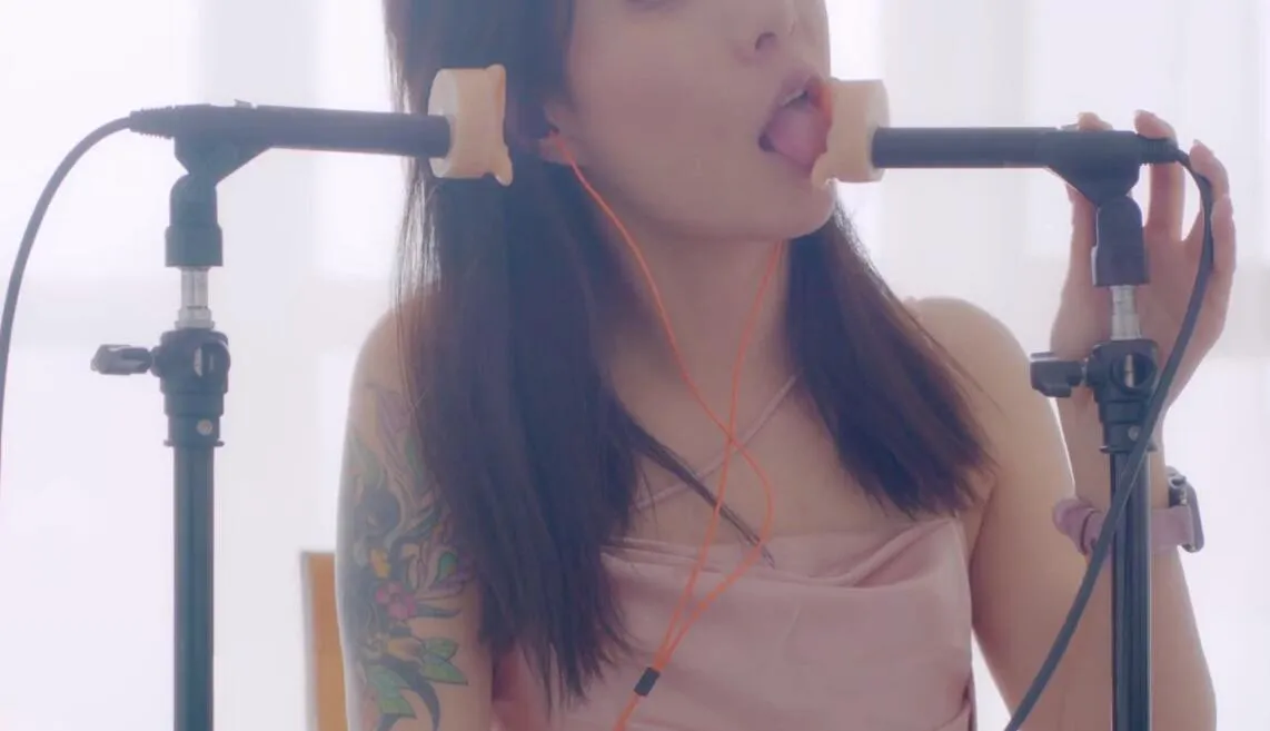 小萌ASMR 大尺度吃耳朵口腔音舔耳 (图1)