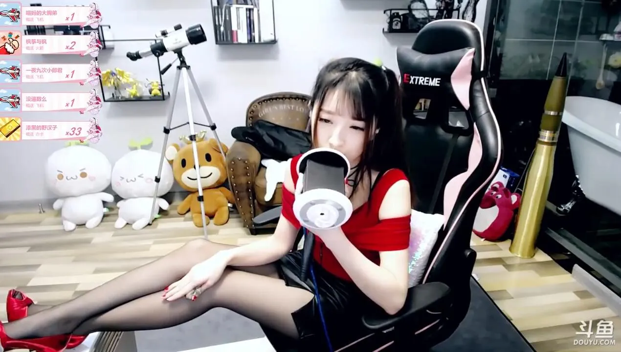 小女巫露娜 【 ASMR 】 超火私人订制 心跳哄睡服务+俯卧撑运动 (图1)