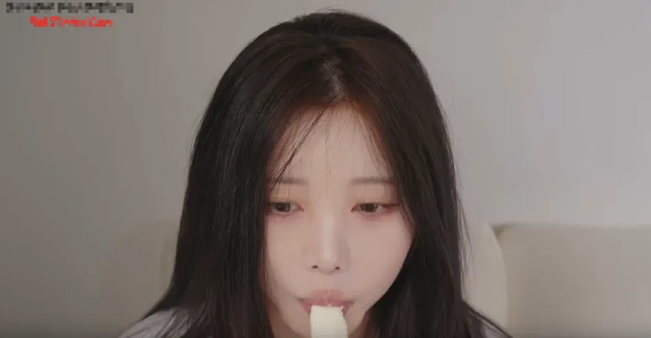yoonying_女友的调情_Yoonying_女友的T情 (图3)