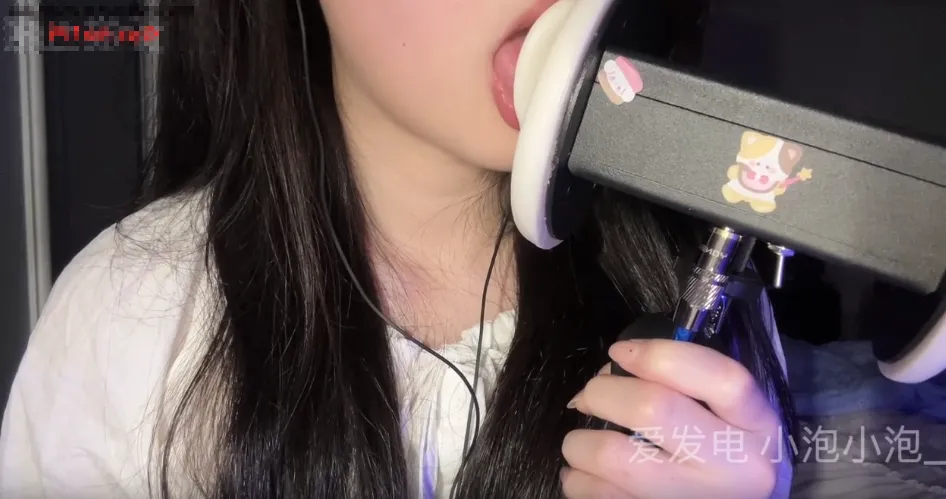 小泡小泡 舔舔 (图3)